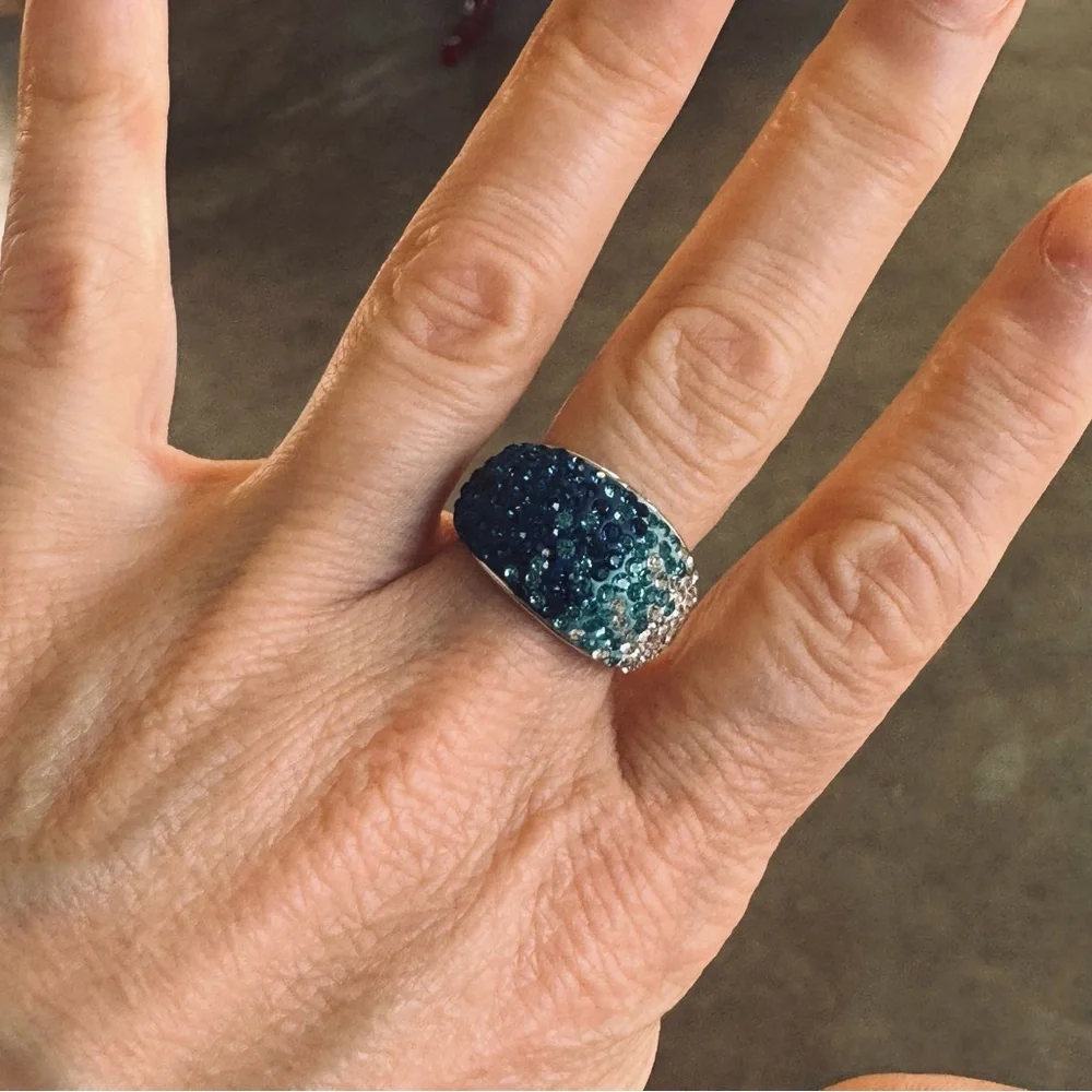 Blue to Silver Ombre Crystal Dome Ring - Women’s Ring Size 8.25